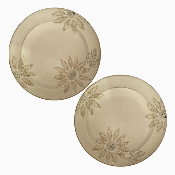 Pfaltzgraff Daisy Chain Deep Dish Dinner Plate 11" Cream Embossed Set Of 2 - Picture 1 of 8